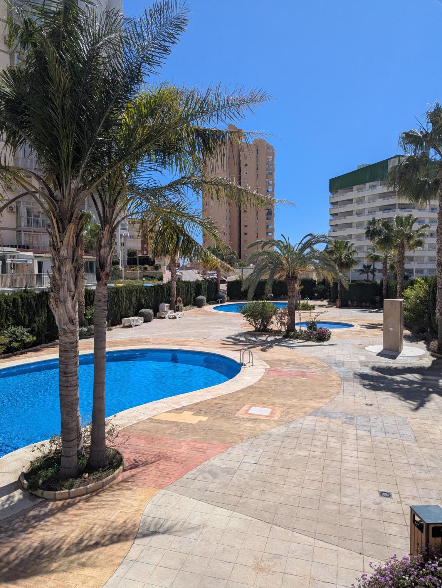 100 M From Fossa In Appartement Calp